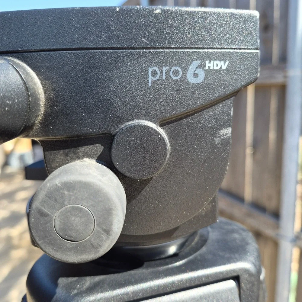 Vinten Protouch Pro 6 HDV Tripod Fluid Head Black C1120058 MISSING SPREADER.